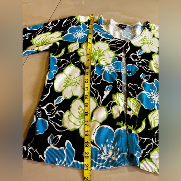 𝅺Rafaela floral multicolor sweater/ top‎ button down Cardigan size P/M - Picture 15 of 16